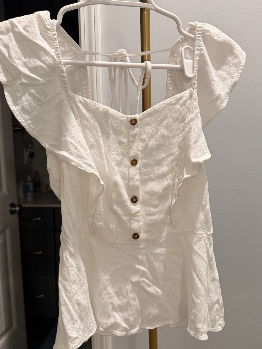 Moa Moa White Ruffle Button-Front Camisole